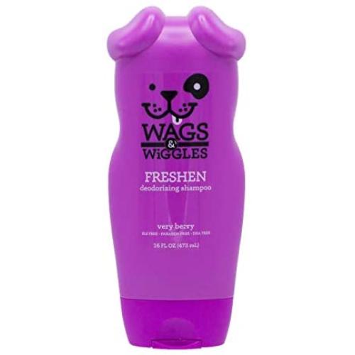 Wags & Wiggles Freshen Deodorizing Dog Shampoo in Very Berry | Dog Grooming Shampoo For Smelly Dogs, 16 Ounces