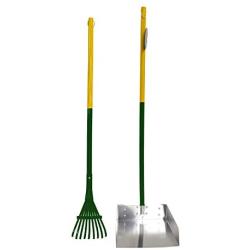 Four Paws Dog Rake & Scooper Set for Pet Waste Pick-up Large, 9.5'' x 10'' x 38''