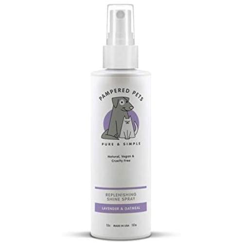 Pampered Pets Moisturizing Shine Spray for Dogs and Cats – Protect and Replenish Your Pet’s Natural Oils 5.5 Oz