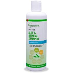 Vetoquinol Aloe & Oatmeal Shampoo — Gentle, Moisturizing Formula with Coconut Scent for Dogs & Cats