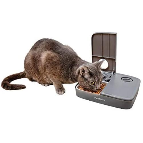 PetSafe Automatic 2 Meal Pet Feeder for Dogs and Cats, with Portion Control and Tamper-Resistant Design, Dry or Semi-Moist Food or Treat Dispenser, 1.5 Cups per Compartment, 3 Cups Total Capacity