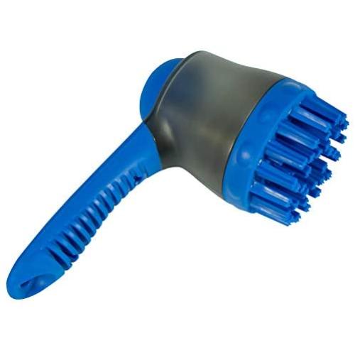 S&T INC. Soap Dispensing Shampoo Brush for Bathing and Grooming Pets, Massaging Rubber Bristles with Easy Grip Handle for Dogs and Cats, Blue (517601)
