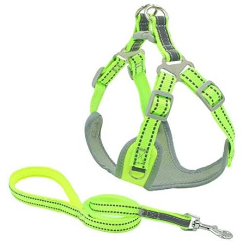 Dog Harness No-Pull Vest Harness No Choke Adjustable Pet Vest Breathable Easy Walk Puppy Leash Harness Reflective Oxford Material for Small Medium Large Breed Dogs