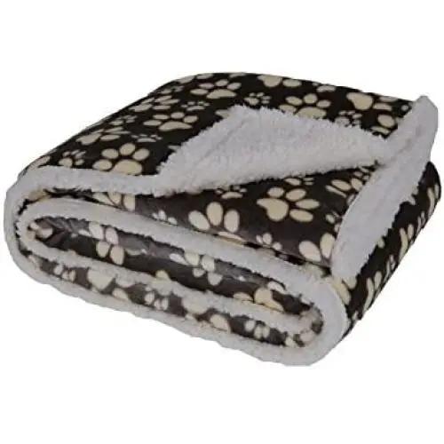 HappyCare Textiles Printed Dog paw Flannel Reverse to Sherpa Throw Blanket HappyCare Textiles Printed Dog paw Flannel Reverse to Sherpa Throw Blanket