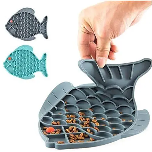 ARRISEN Pet Lick Mat Slow Feeder, Health & Fun Dog Cat Slow Dispensing Treater Pad Calming, Anxiety Reduction for Pet Bathing, Grooming and Training ARRISEN Pet Lick Mat Slow Feeder, Health & Fun Dog Cat Slow Dispensing Treater Pad Calming, Anxiety Reduction for Pet Bathing, Grooming and Training