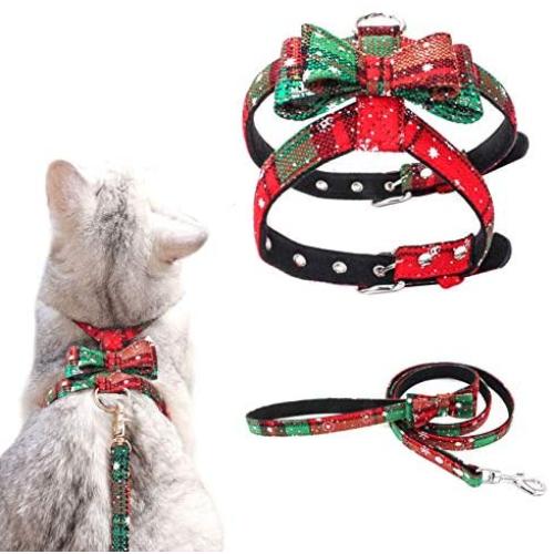 Christmas Cat Harness and Leash Set, Escape Proof Adjustable Dog Harness,Pet Halter Vest Harness with Christmas Style Bow Tie,Suitable for Outdoor Walks of Cats and Small Dogs