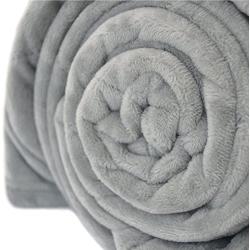 PetFusion Premium Plus Quilted Pet Blanket Blanket, Multiple Sizes for Dogs & Cats.