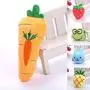 LFOZ Pet Cute Cat Toy Creative Simulation Mint Fruit Animal Plush Toy 2019 Multicolor Pineapple Strawberry Frog Chew Pet Toy for Cat (Color : Strawberry)