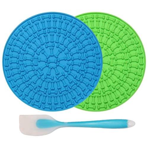 7SUOKITO 2 Pack Dog Lick Mats with a Silicone Spreader, Slow Feeder Licking Pads for Pet Bathing, Grooming, and Training, Boredom Buster Ideal for Dog Food, Treats, Yogurt or Peanut Butter